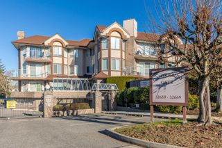 Photo 3: 305 32669 GEORGE FERGUSON Way in Abbotsford: Abbotsford West Condo for sale in "Canterbury Gate" : MLS®# R2832963