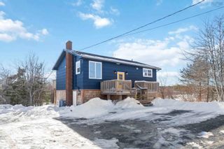 Photo 2: 5106 Highway 7 in Porters Lake: 31-Lawrencetown, Lake Echo, Port Multi-Family for sale (Halifax-Dartmouth)  : MLS®# 202402600