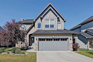 Photo 1: 28 DISCOVERY RIDGE Mount SW in Calgary: Discovery Ridge House for sale : MLS®# C4161559