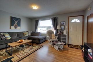 Photo 3: 4632 85 Street NW in Calgary: Bowness Detached for sale : MLS®# C4281221