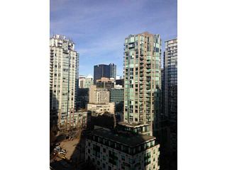 Photo 3: 1805 928 Homer Street in Vancouver: Yaletown Condo for sale (Vancouver West)  : MLS®# V1093631