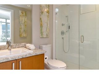 Photo 7: 1203 1155 the High Street in Coquitlam: North Coquitlam Condo for sale : MLS®# V989577
