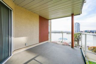 Photo 24: 304 1230 QUAYSIDE Drive in New Westminster: Quay Condo for sale in "TIFFANY SHORES" : MLS®# R2698171