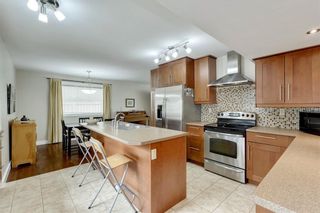 Photo 10: 7 WOODGREEN Crescent SW in Calgary: Woodlands Detached for sale : MLS®# C4245286