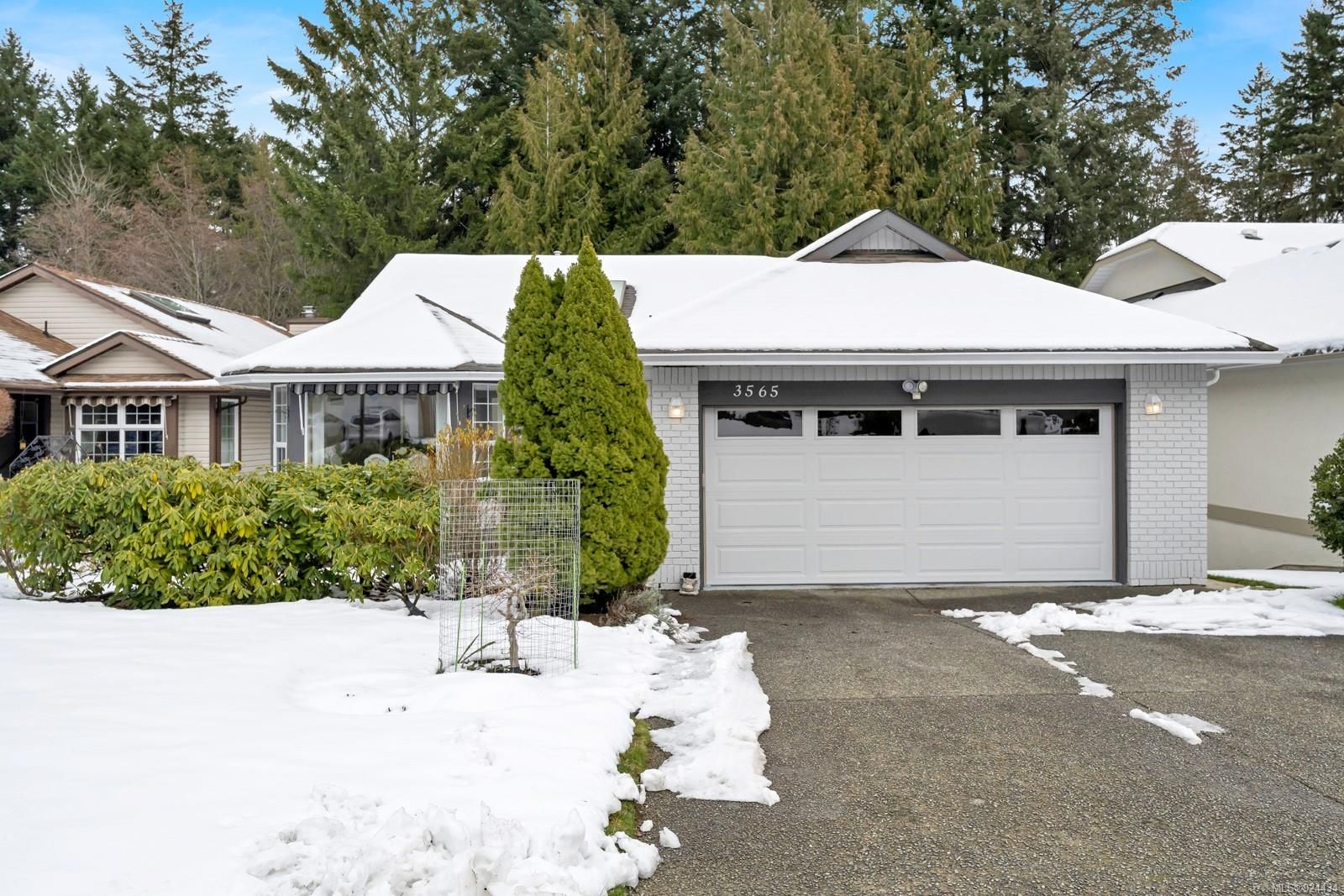 Main Photo: 3565 S Arbutus Dr in Cobble Hill: ML Cobble Hill House for sale (Malahat & Area)  : MLS®# 924434