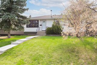 Photo 2: 1703 31 Street SW in Calgary: Shaganappi Detached for sale : MLS®# A1105725