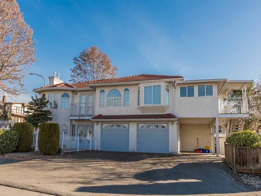 Main Photo: 1030 INGLETON AVENUE in Burnaby: Willingdon Heights House for sale (Burnaby North)  : MLS®# R2136623