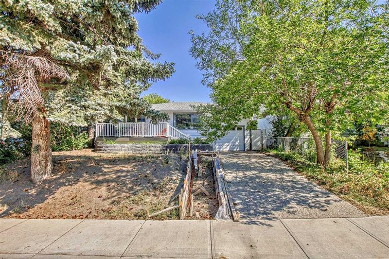FEATURED LISTING: 2628 36 Street Southwest Calgary