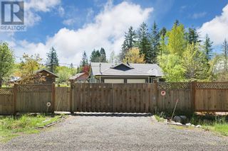 Photo 37: 3253 Godin Rd in Courtenay: House for sale : MLS®# 960979