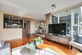 Photo 6: 2205 583 BEACH Crescent in Vancouver: Yaletown Condo for sale (Vancouver West)  : MLS®# R2762990