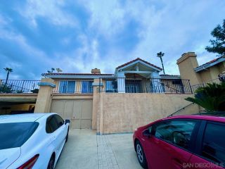 Main Photo: House for sale : 4 bedrooms : 110 Alta Mesa Drive in Vista