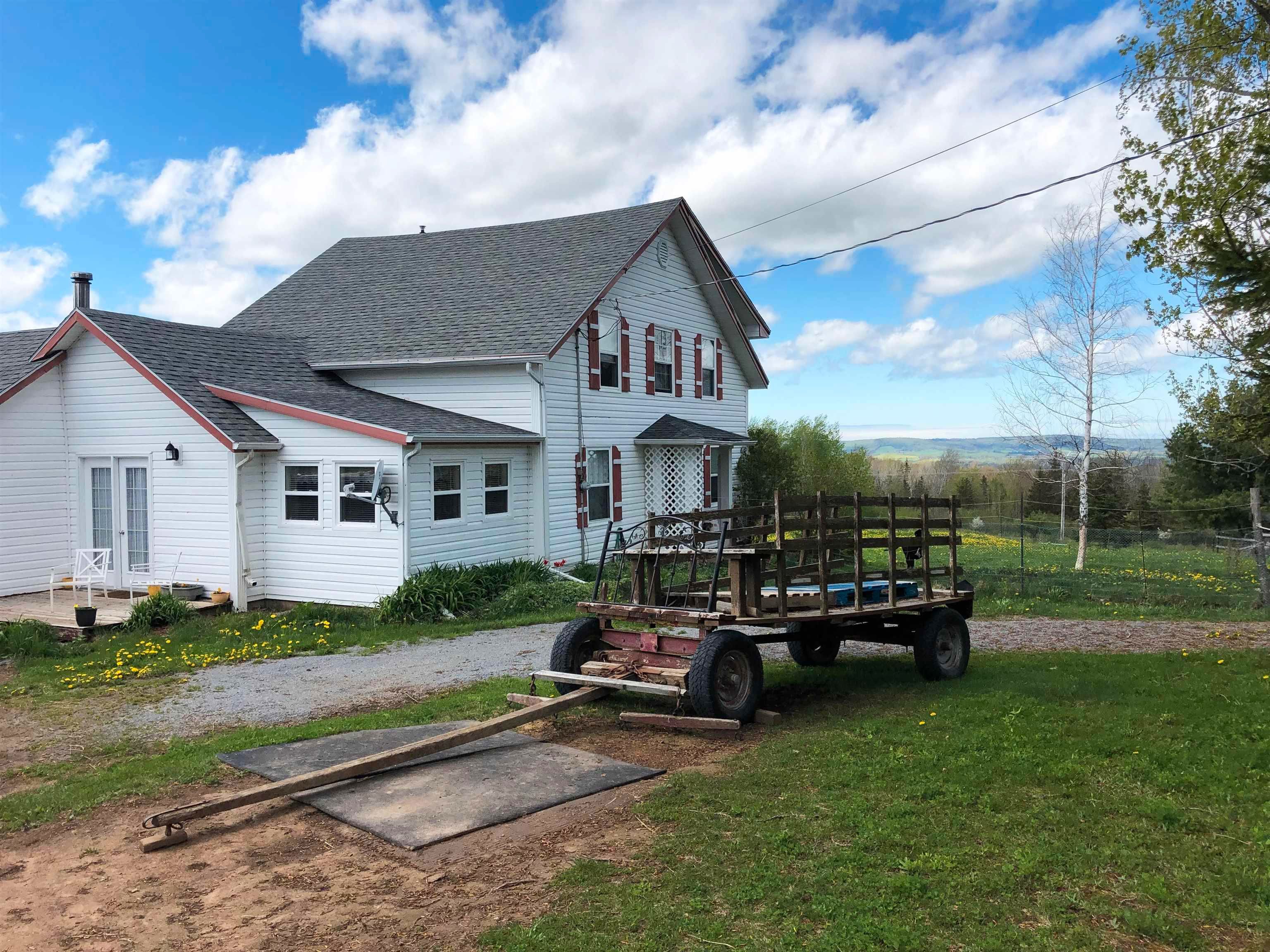 Main Photo: 303 Varner Mountain Road in Nictaux: Annapolis County Residential for sale (Annapolis Valley)  : MLS®# 202210662