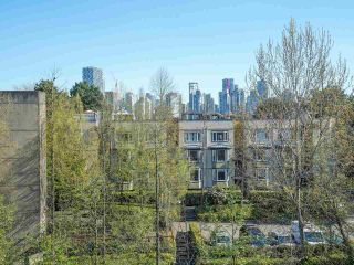 Photo 16: 24 1345 W 4TH Avenue in Vancouver: False Creek Townhouse for sale in "Granville Island Village" (Vancouver West)  : MLS®# R2564890