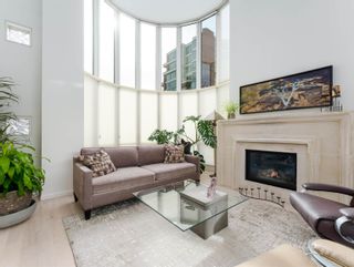 Photo 2: T5 1501 HOWE Street in Vancouver: Yaletown Townhouse for sale in "888 BEACH" (Vancouver West)  : MLS®# R2871938