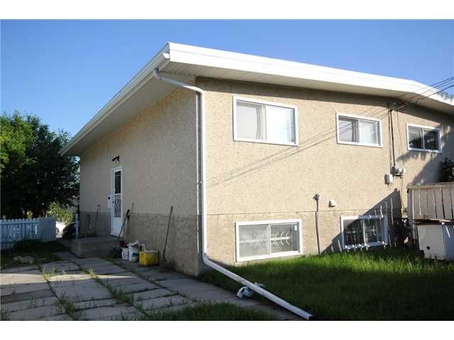 Main Photo: 63 HUNTFORD Close NE in CALGARY: Huntington Hills Residential Attached for sale (Calgary)  : MLS®# C3625753