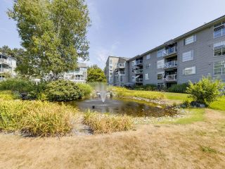 Photo 4: 104 1990 E KENT AVENUE SOUTH in Vancouver: South Marine Condo for sale in "Harbour House at Tugboat Landing" (Vancouver East)  : MLS®# R2607315