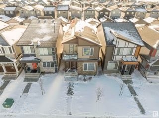 Photo 4: 2399 Kelly Circle in Edmonton: Zone 56 House for sale : MLS®# E4324404