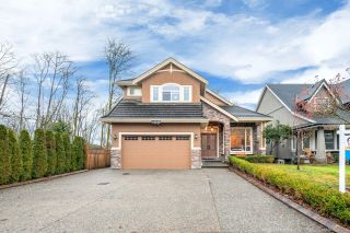 Main Photo: 16238 79TH Avenue in Surrey: Fleetwood Tynehead House for sale : MLS®# R2744544