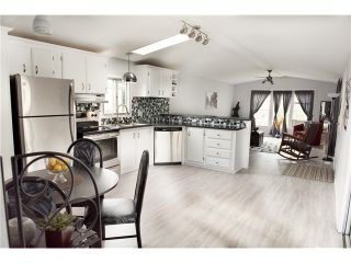 Photo 12: 46 145 KING EDWARD Street in Coquitlam: Coquitlam West Manufactured Home for sale in "MILL CREEK VILLAGE" : MLS®# V1105287