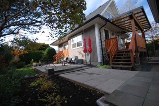 Photo 14: 5806 QUEBEC Street in Vancouver: Main House for sale (Vancouver East)  : MLS®# R2218037