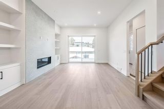Photo 8: 3333 41 Street SW in Calgary: Glenbrook Semi Detached (Half Duplex) for sale : MLS®# A2013297