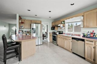 Photo 10: 20485 97B AVENUE in Langley: Walnut Grove House for sale : MLS®# R2557875