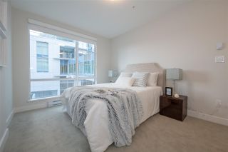 Photo 8: TH1 1768 GILMORE Avenue in Burnaby: Willingdon Heights Townhouse for sale in "Escala" (Burnaby North)  : MLS®# R2418211