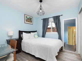 Photo 18: 1 2650 Shelbourne St in Victoria: Vi Oaklands Row/Townhouse for sale : MLS®# 850293