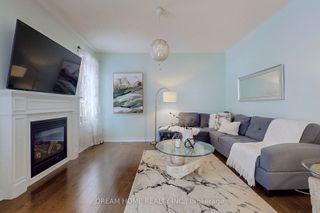 Photo 1: 63 Murray Tabb Street in Clarington: Bowmanville House (2-Storey) for sale : MLS®# E8082746