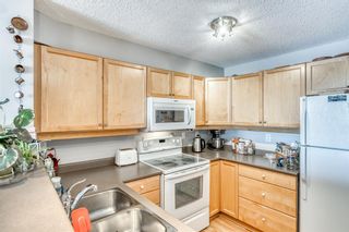 Photo 9: 409 16 Country Village Bay NE in Calgary: Country Hills Village Apartment for sale : MLS®# A2030230