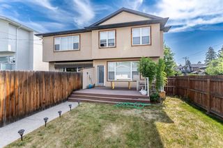 Photo 2: 1720 24 Avenue NW in Calgary: Capitol Hill Semi Detached (Half Duplex) for sale : MLS®# A2126166