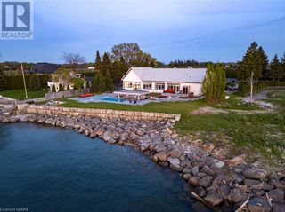 Photo 3: 4 FIRELANE 4B in Niagara-on-the-Lake: House for sale : MLS®# 40416445
