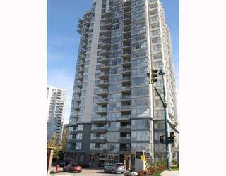 Photo 10: 304 295 GUILDFORD Way in Port_Moody: North Shore Pt Moody Condo for sale in "THE BENTLEY" (Port Moody)  : MLS®# V719192
