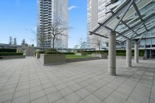 Photo 2: 1805 13688 100 Avenue in Surrey: Whalley Condo for sale in "Park Place One" (North Surrey)  : MLS®# R2880517