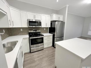Photo 5: 304 545 Hassard Close in Saskatoon: Kensington Residential for sale : MLS®# SK921265