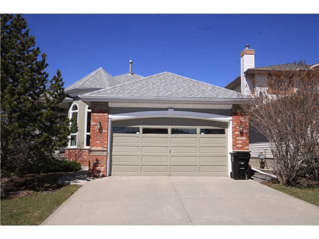 Main Photo: 92 EDGEBROOK Rise NW in CALGARY: Edgemont Residential Detached Single Family for sale (Calgary)  : MLS®# C3537597