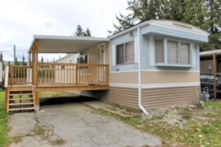 Photo 1: 46 21163 LOUGHEED Highway in Maple Ridge: Southwest Maple Ridge Manufactured Home for sale in "VAL MARIA" : MLS®# R2770032