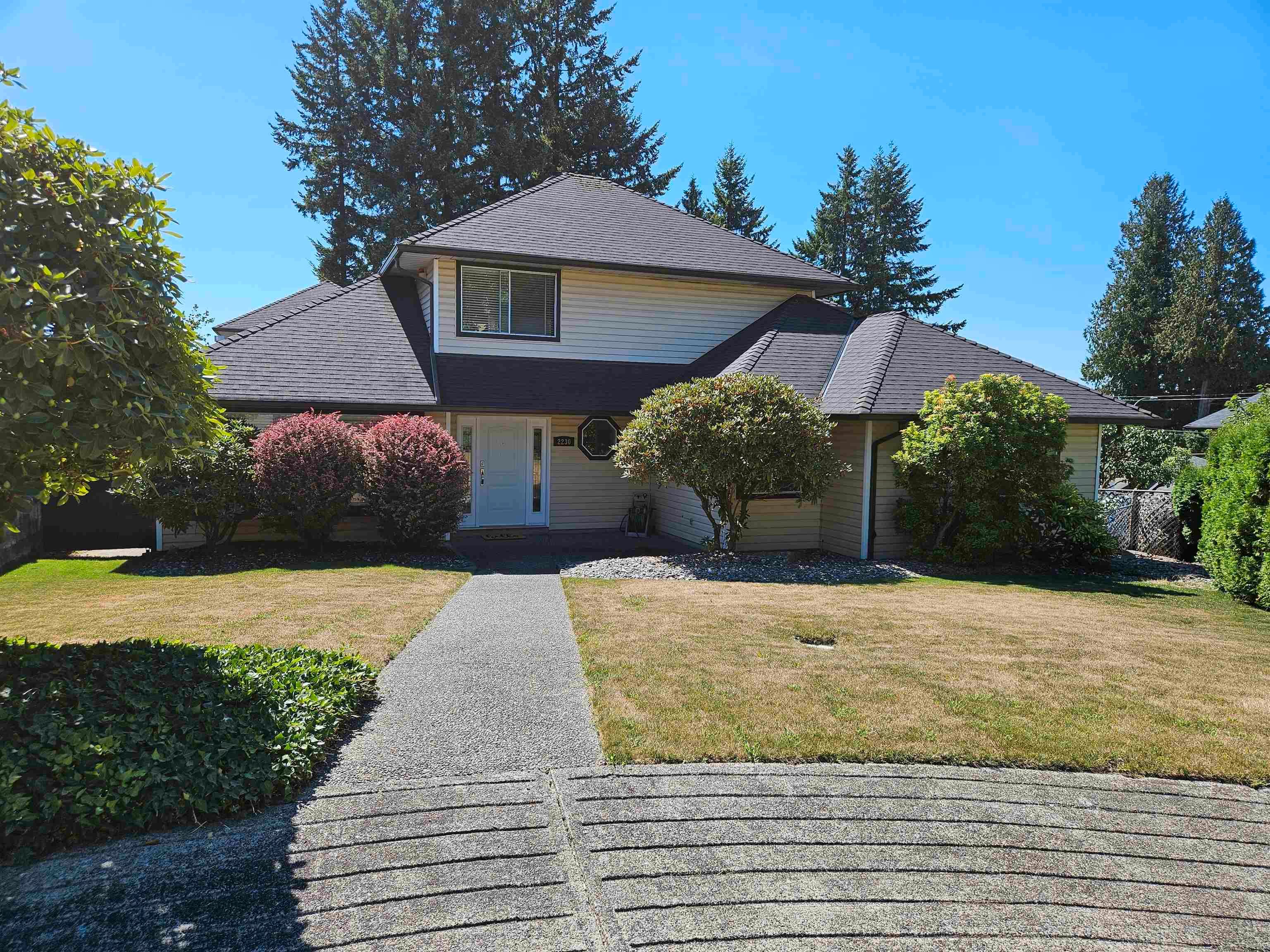 Main Photo: 2230 BRISCO Court in Coquitlam: Coquitlam East House for sale : MLS®# R2812674