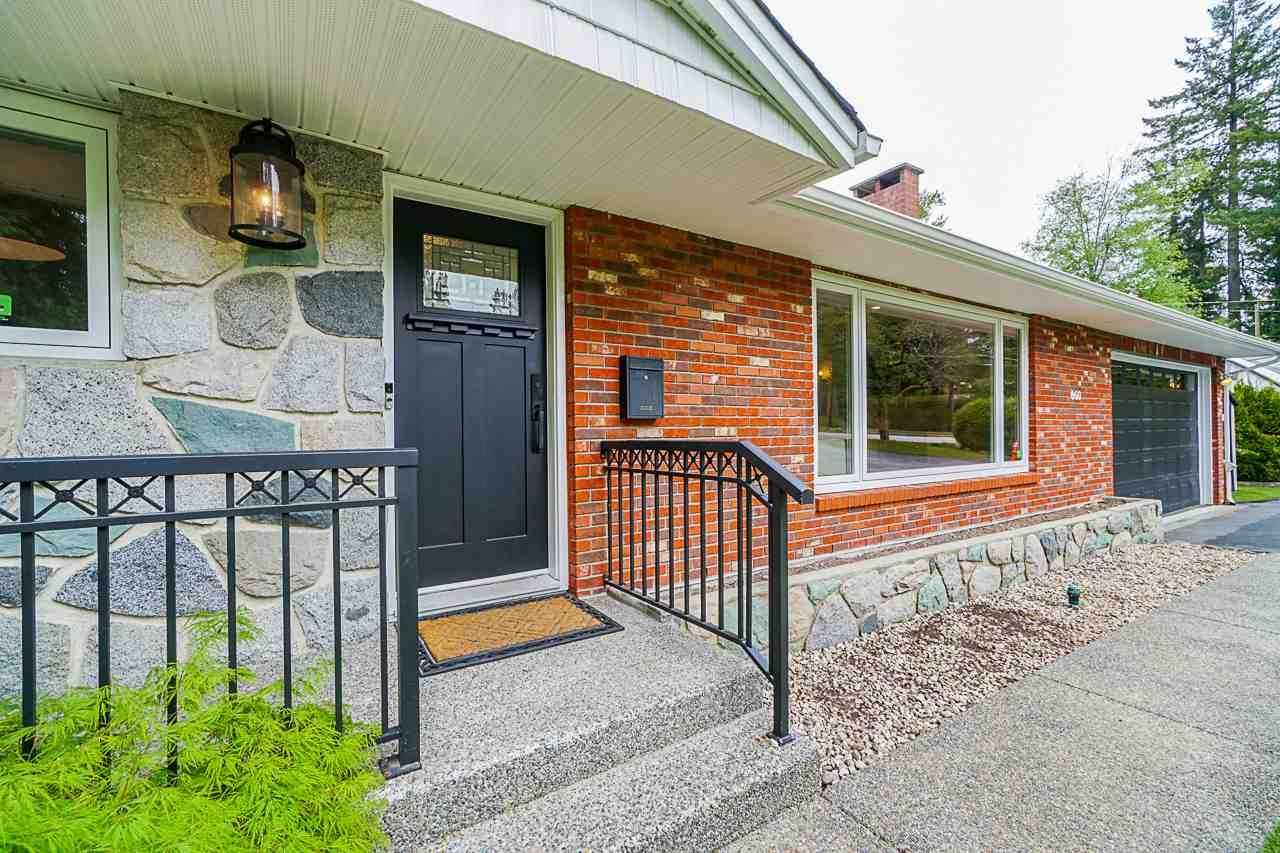Main Photo: 660 GATENSBURY Street in Coquitlam: Central Coquitlam House for sale : MLS®# R2452686