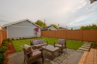 Photo 19: 1306 E 27 Avenue in Vancouver: Knight 1/2 Duplex for sale (Vancouver East)  : MLS®# R2088302