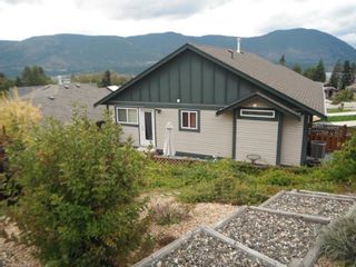 Photo 5: 1036 Southeast 14 Avenue in Salmon Arm: Orchard Ridge House for sale : MLS®# 10088818