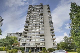 Photo 1: 102 740 HAMILTON Street in New Westminster: Uptown NW Condo for sale in "The Statesman" : MLS®# R2396351