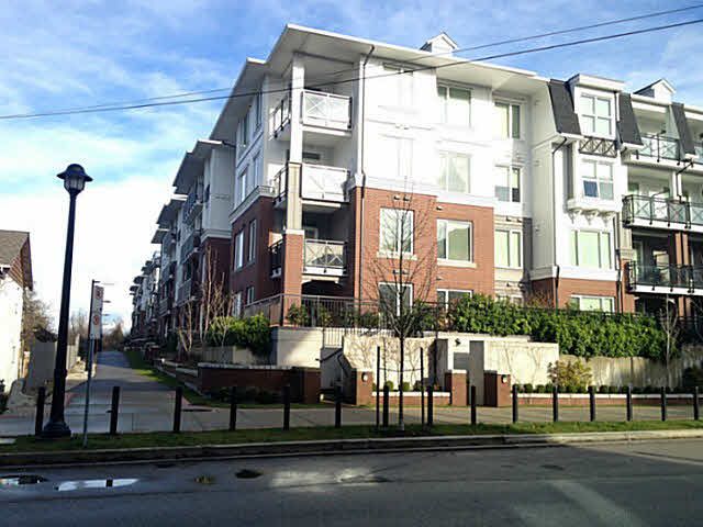 Main Photo: 136 9399 ODLIN Road in Richmond: West Cambie Condo for sale : MLS®# V1099656