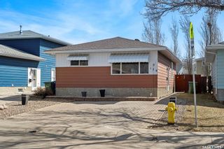 Photo 2: 179 Paynter Crescent in Regina: Normanview West Residential for sale : MLS®# SK966182
