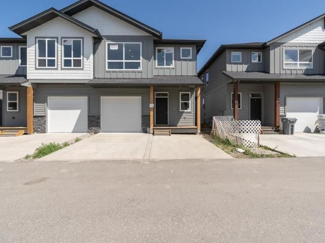 Main Photo: 118 2648 TRANQUILLE Road in Kamloops: Brocklehurst Townhouse for sale : MLS®# 173109