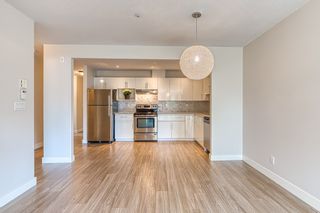 Photo 9: 308 2357 WHYTE AVENUE in Port Coquitlam: Central Pt Coquitlam Condo for sale : MLS®# R2409664