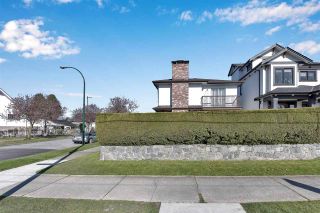 Photo 3: 2410 NAPIER STREET in Vancouver: Renfrew VE House for sale (Vancouver East)  : MLS®# R2564944