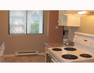 Photo 6: 301 1015 ST ANDREWS Street in New Westminster: Uptown NW Condo for sale : MLS®# V797667