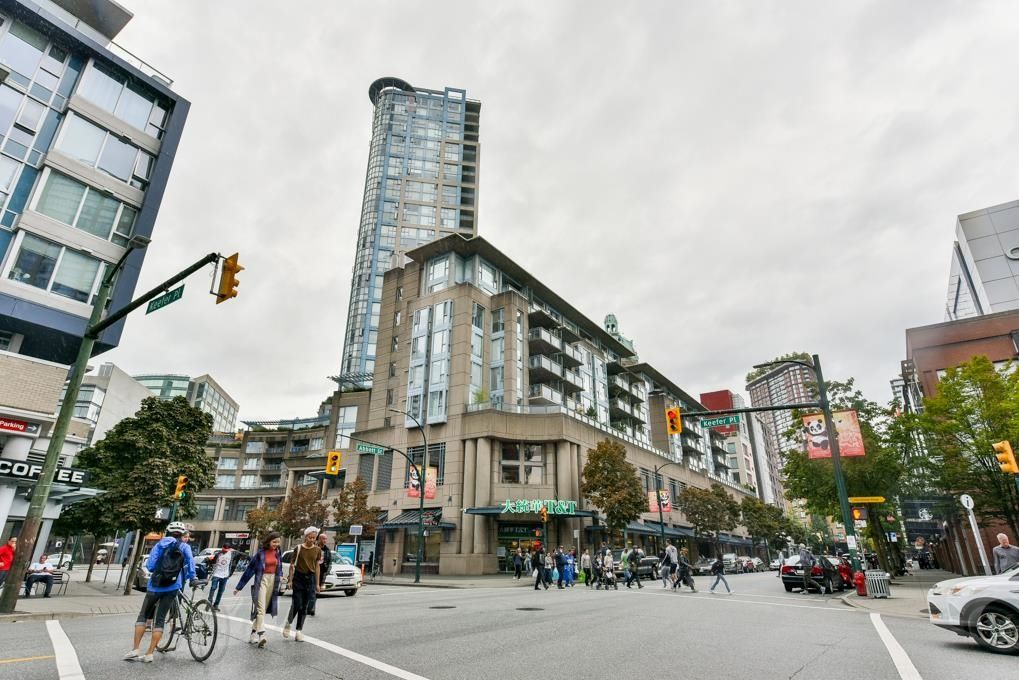 Main Photo: 514 555 ABBOTT Street in Vancouver: Downtown VW Condo for sale in "PARIS PLACE" (Vancouver West)  : MLS®# R2642915