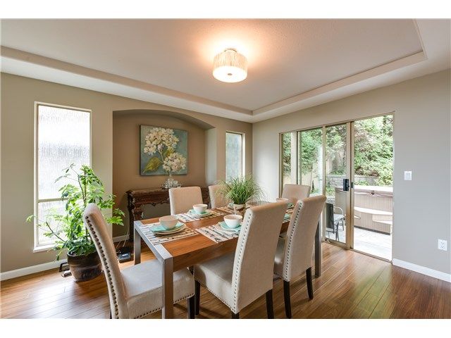 Photo 3: Photos: 2605 SANDSTONE Court in Coquitlam: Westwood Plateau House for sale in "WESTWOOD PLATEAU" : MLS®# V1135715